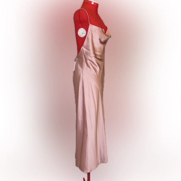 Lovely Charmeuse Piper Slip Midi Dress, Size XL, Desert Rose. 100% Poly. Lt Pink - Picture 3 of 7